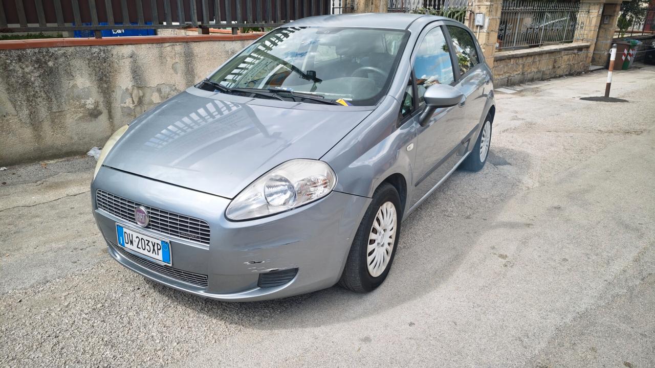 Fiat Grande Punto 1.3 MJT 90 CV 5 porte Dynamic