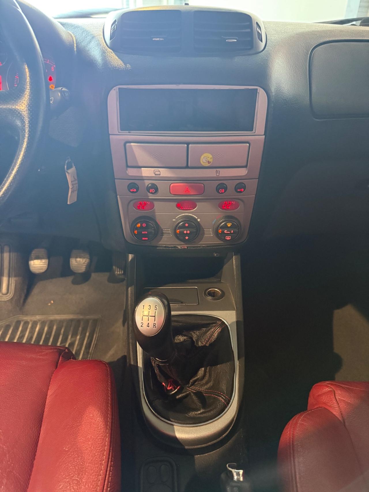 Alfa Romeo 147 1.6i 16V T.S. - GPL