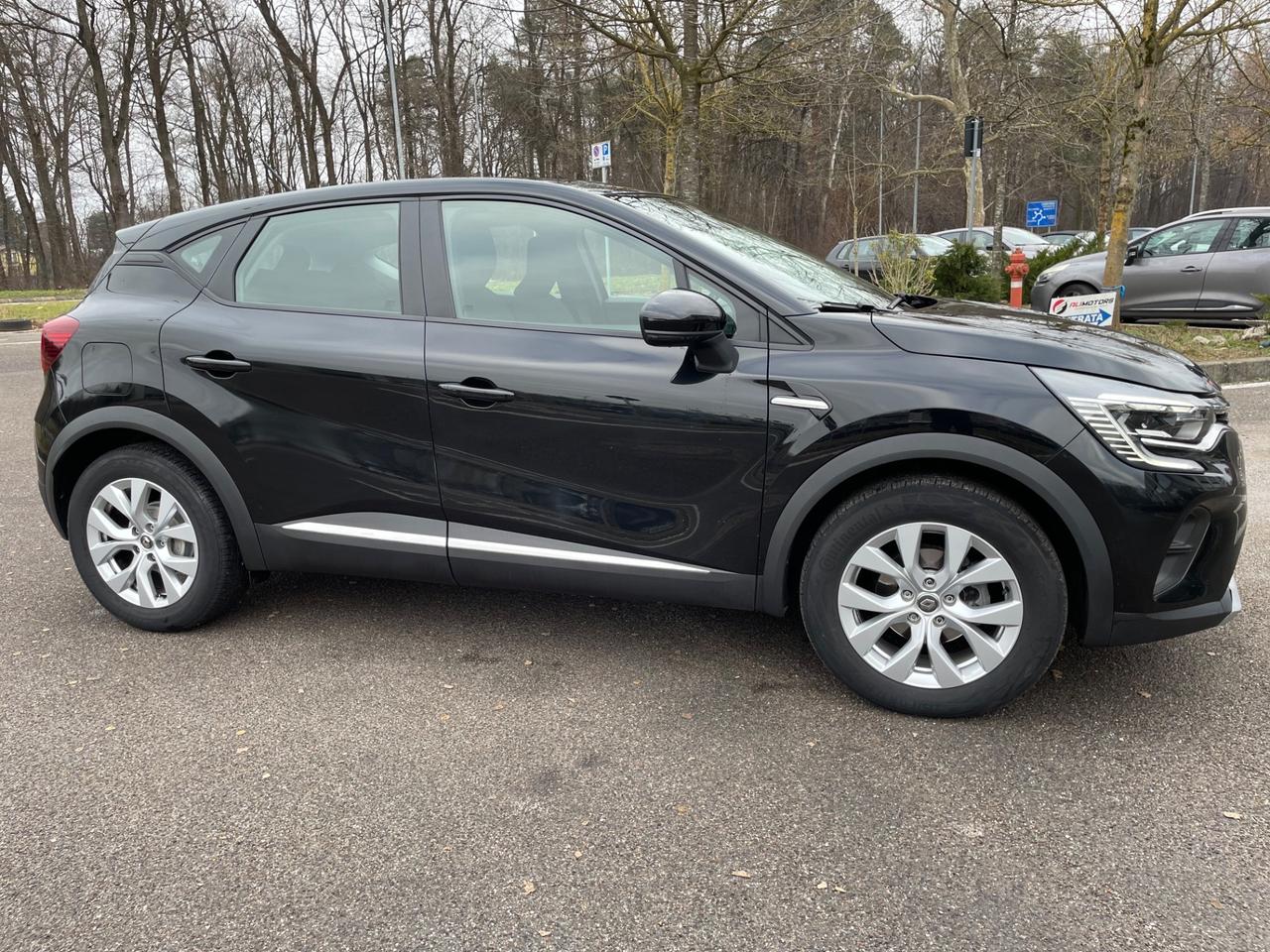 Renault Captur TCe 100 CV Life*SOLO 37000 Km *