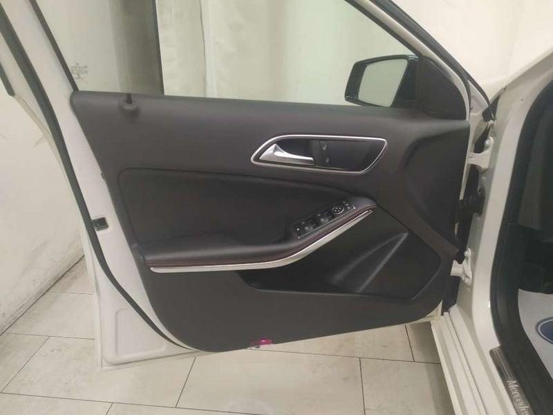 Mercedes-Benz Classe A A 200 d Premium auto my16