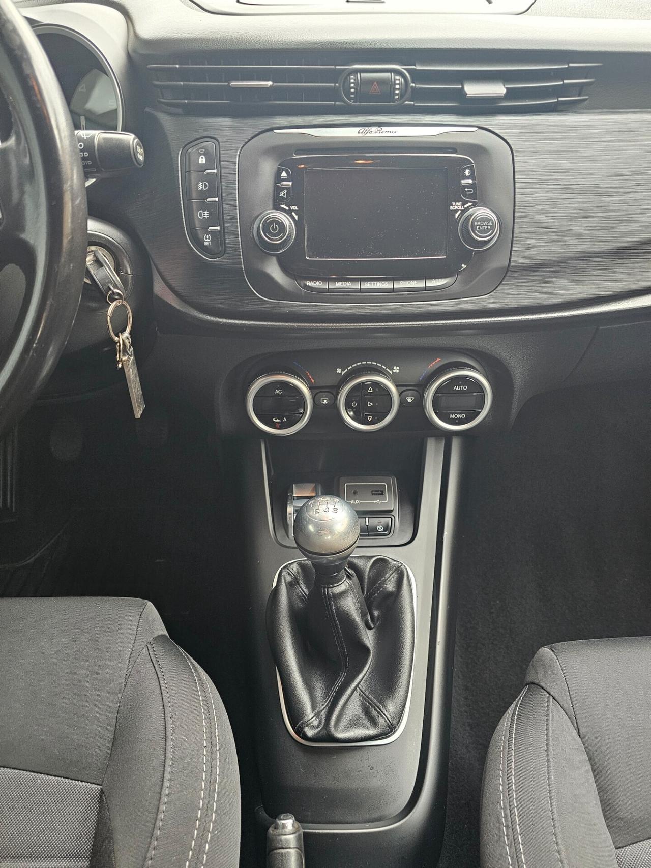 Alfa Romeo Giulietta 1.6 JTDm-2 120 CV Distinctive