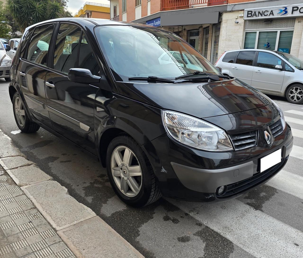 Renault Scenic 1.9 dCi 130 cv