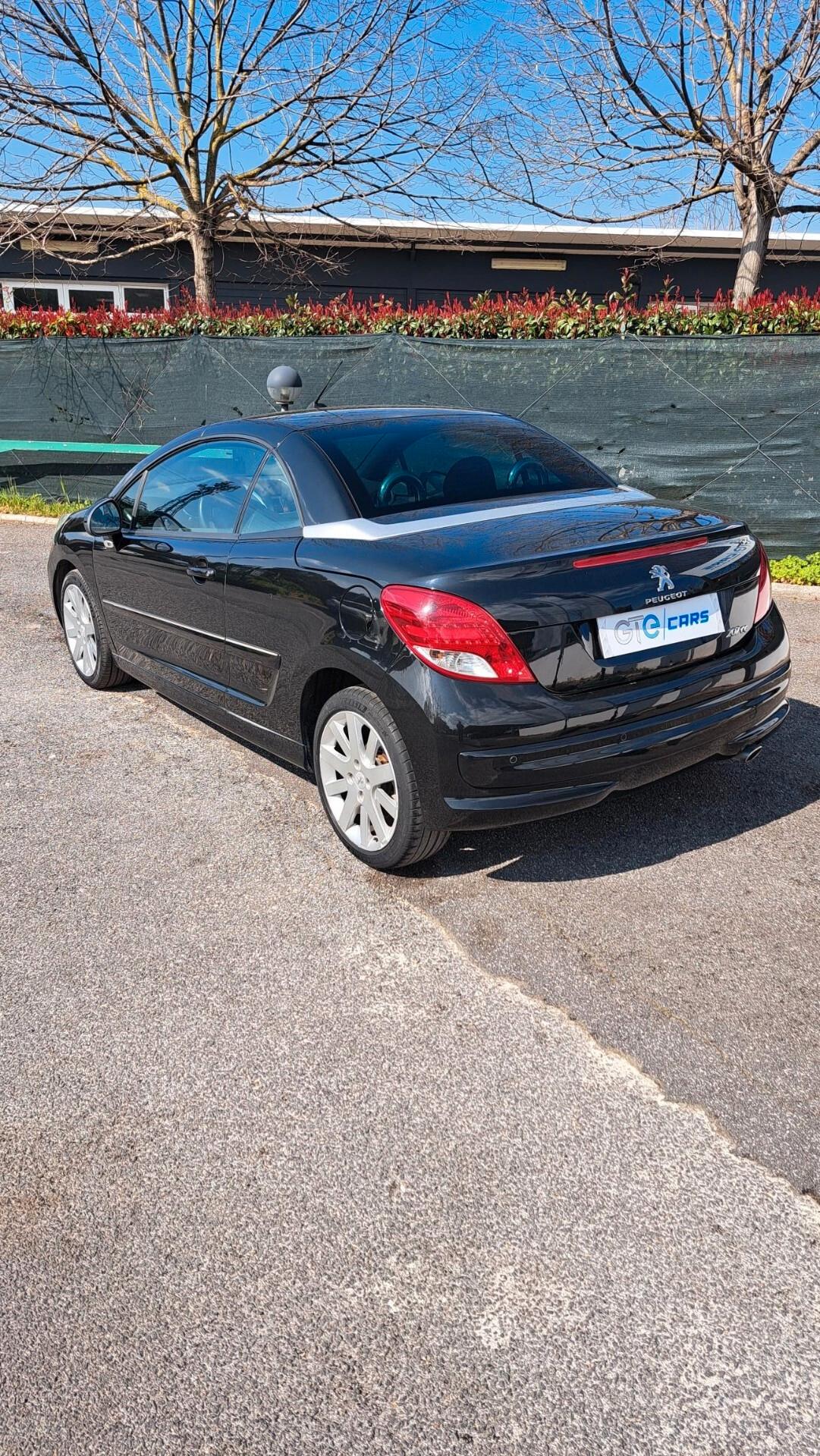 Peugeot 207 CC - 1.6 8V HDi - Allure