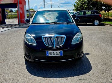 Lancia Ypsilon 1.3 MJT 75 CV Platinum