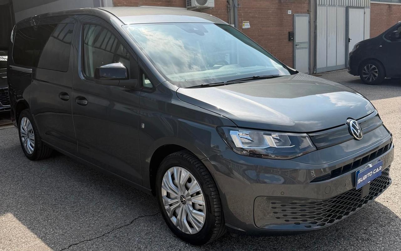Volkswagen Caddy Pianale Ribassato 2.0 TDI 102 CV Space Maxi 7 POSTI DUE PORTIERE SCORREVOLI