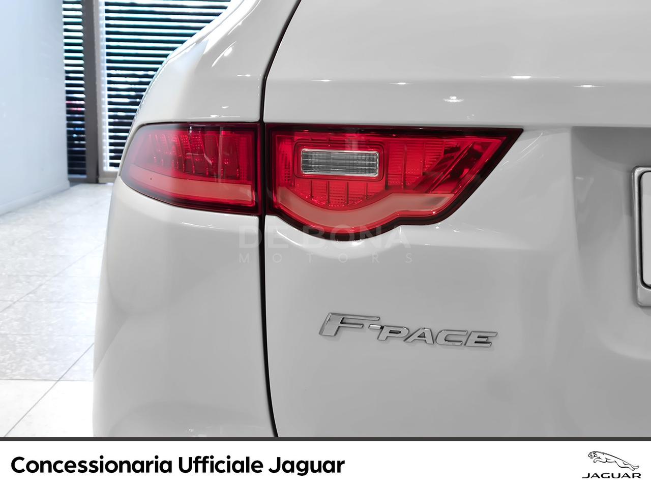 Jaguar F-Pace 2.0d i4 prestige awd 240cv auto my18