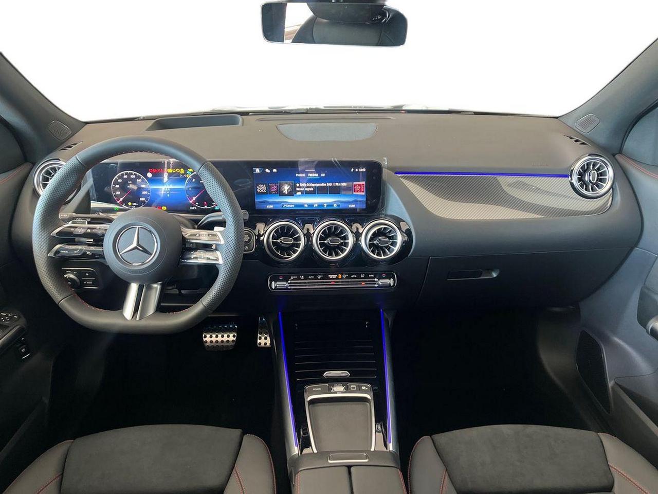 Mercedes-Benz GLA 200 d automatic