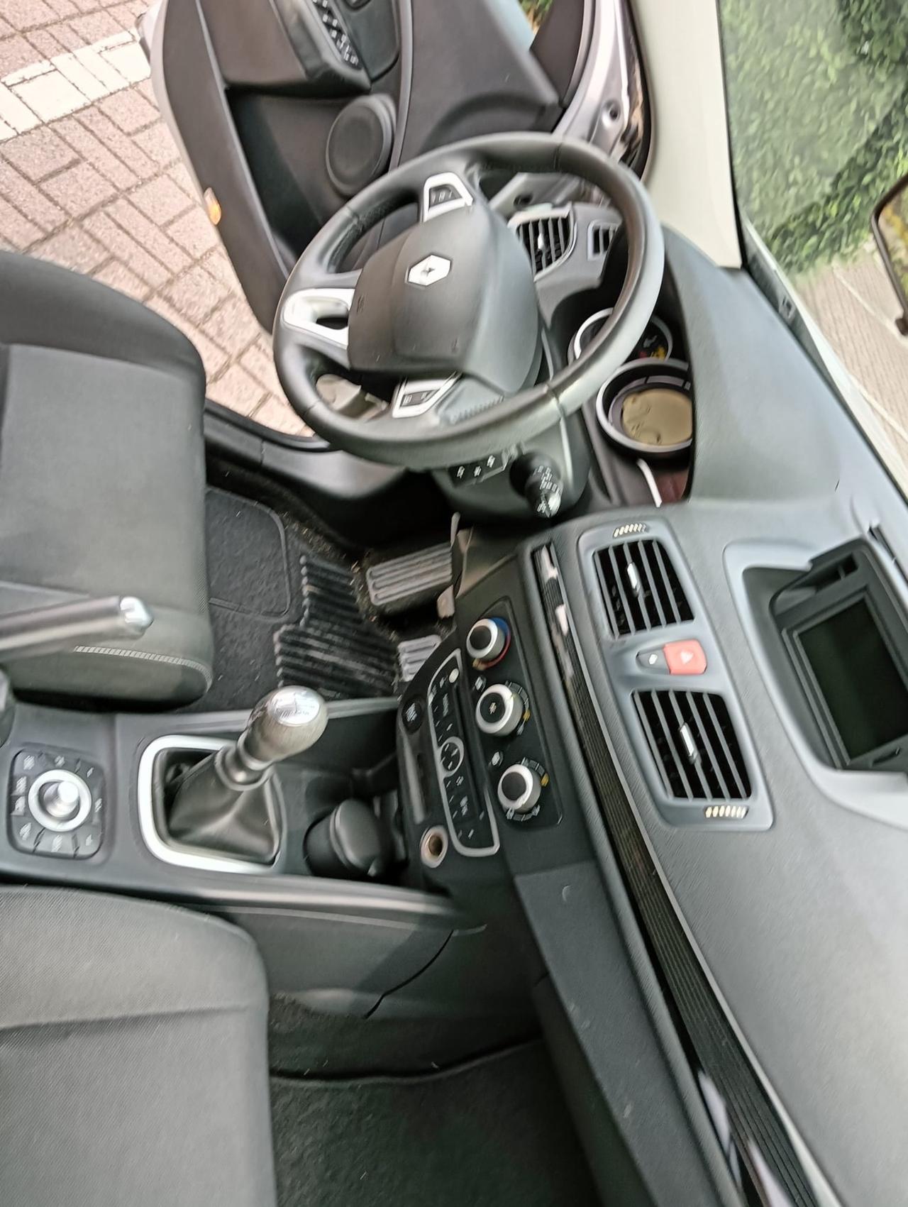 Renault Megane Mégane 1.5 dCi 110CV SporTour Attractive..CELL 320 147 1147 WUATSAPP..ELIA