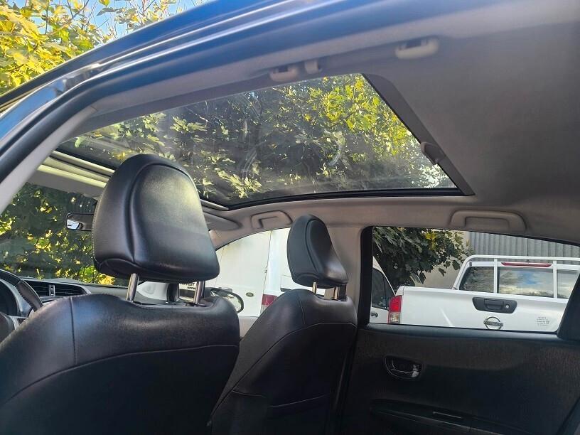 Toyota Yaris 1.4 D-4D 5 porte M-MT CAMBIO AUTOMATICO