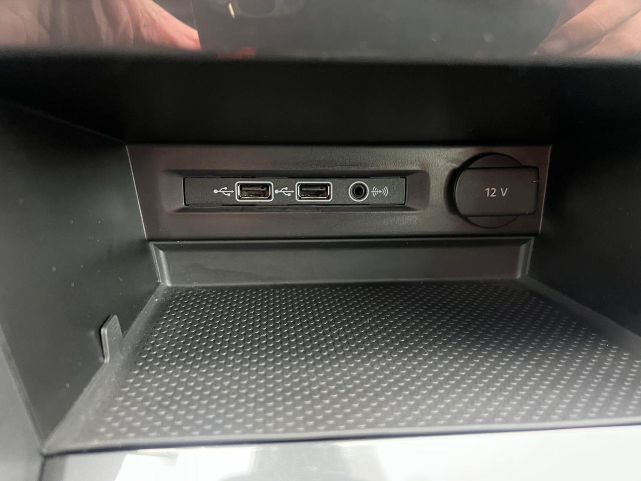 Volkswagen Tiguan 2.0 TDI SCR DSG Sport BMT