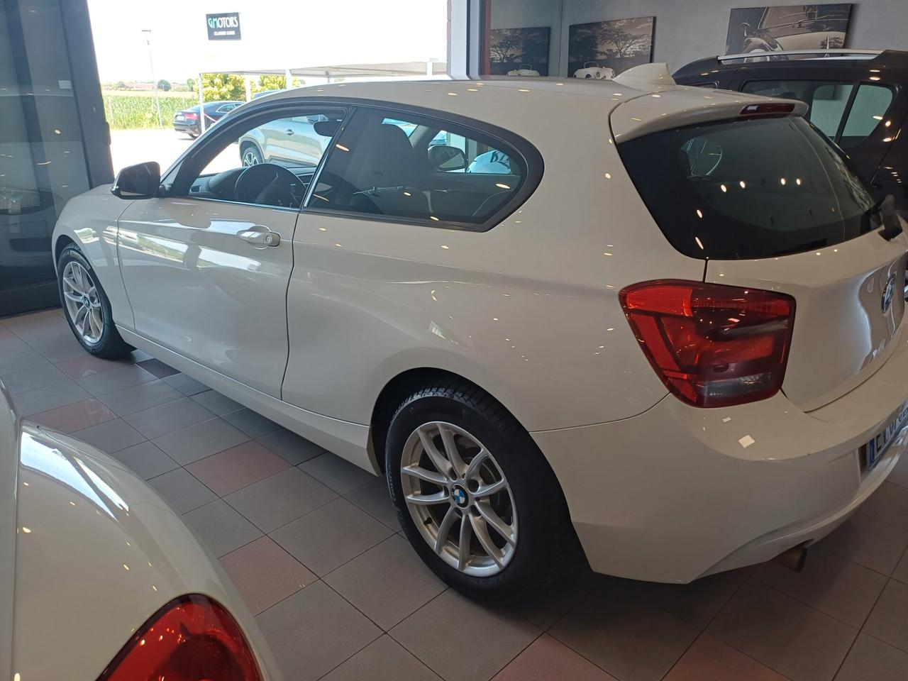 Bmw 114 114i 3p. Sport adatta a neopatentati