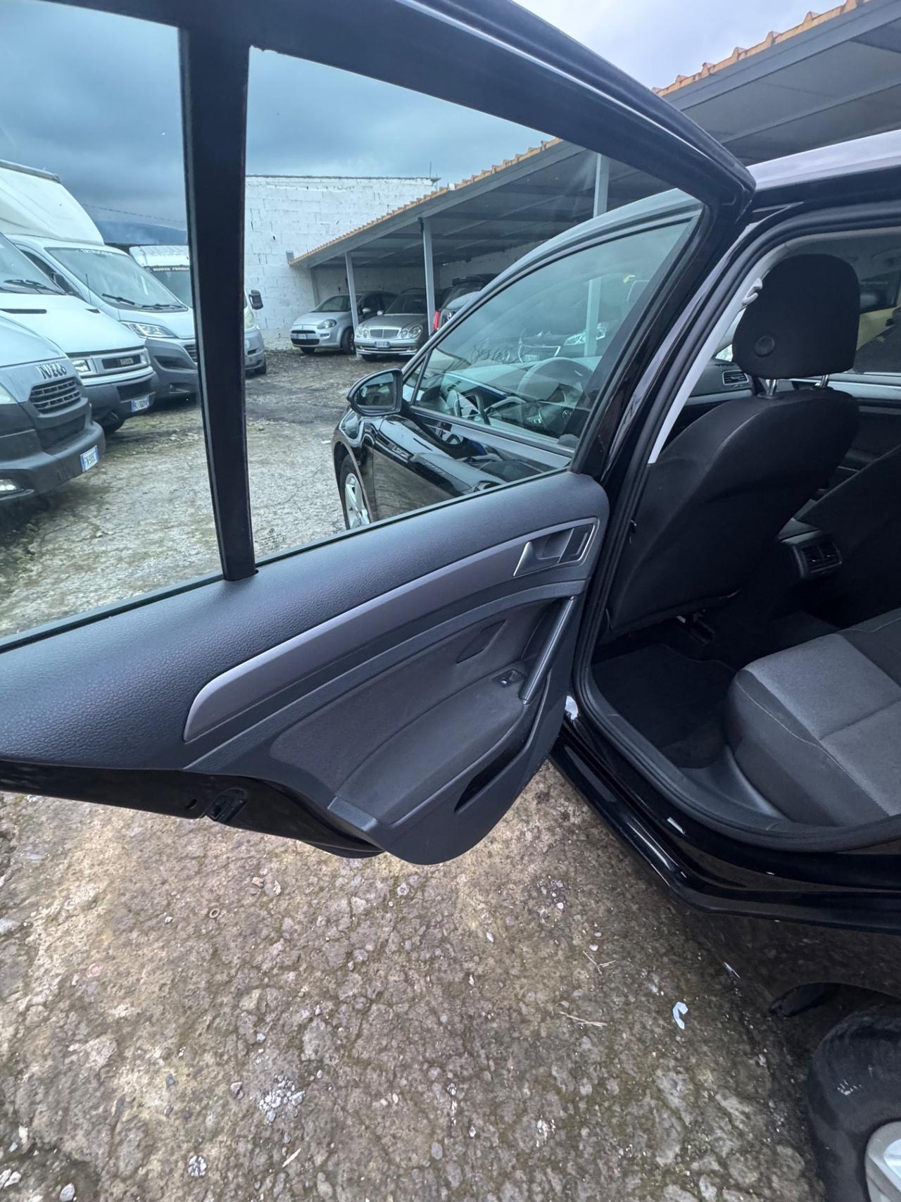 Volkswagen Golf 1.6 TDI 5p. Highline BlueMotion Technology