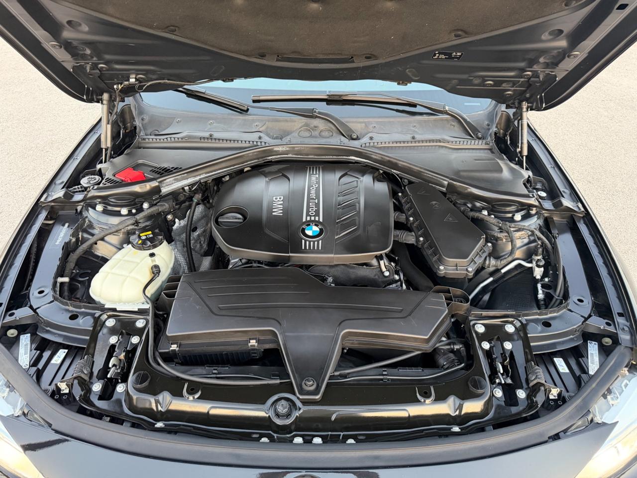 BMW 320D XDRIVE TOURING MSPORT F1 184 STRAFULL
