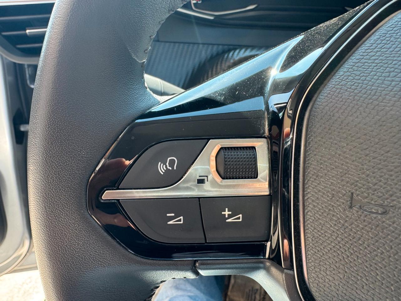 Peugeot 208 Peugeut BlueHDi 100 Stop&Start 5 porte Allure