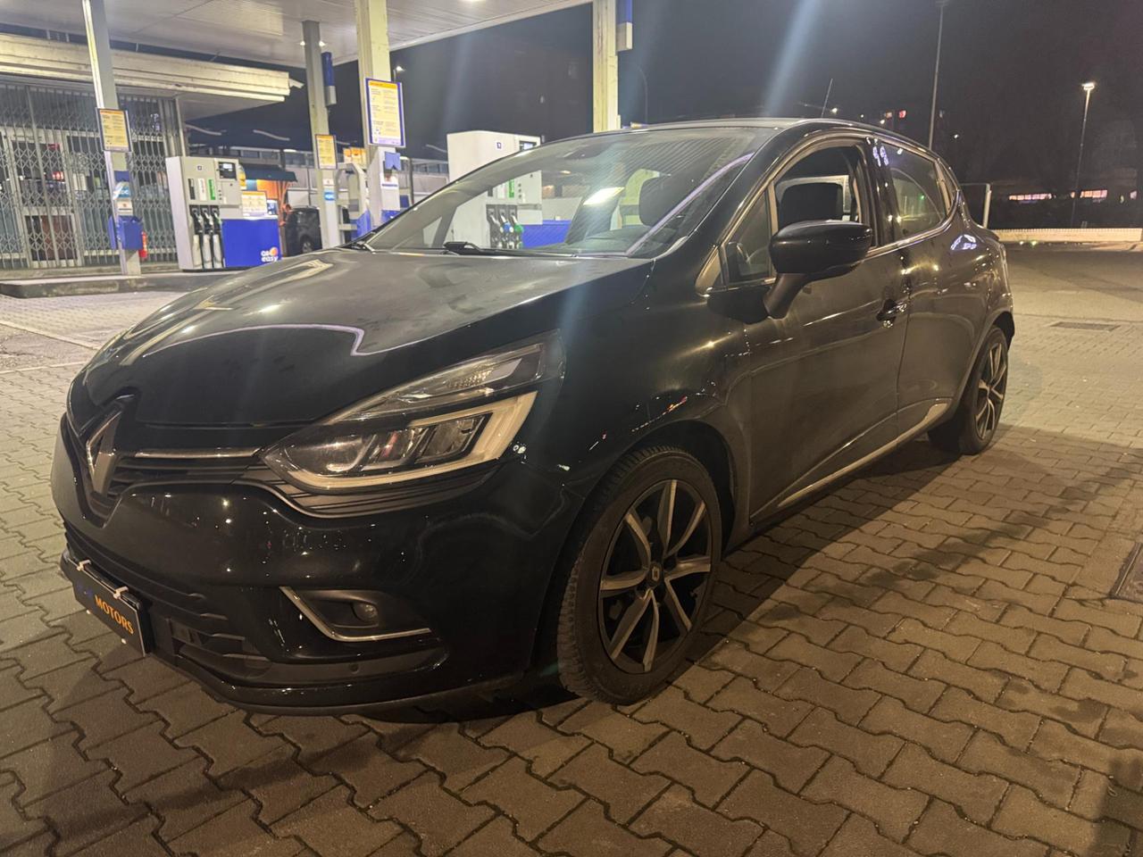 Renault Clio 5 Porte Clio 1.5 dci energy Intens 90cv edc **NEOPATENTATI**