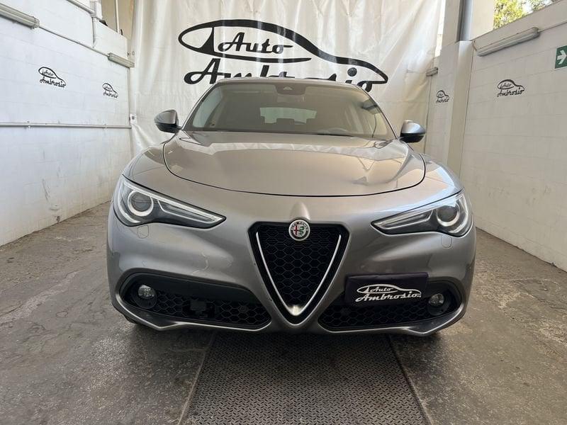 Alfa Romeo Stelvio 2.2 Turbodiesel 190 CV AT8 Q4 tua da 260,00 al mese