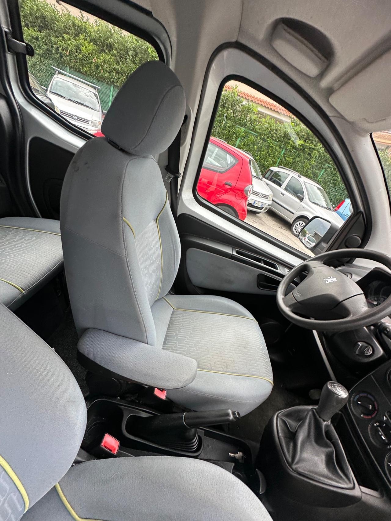 Peugeot Bipper Tepee 1.3 HDi 75 FAP Stop&Start Outdoor