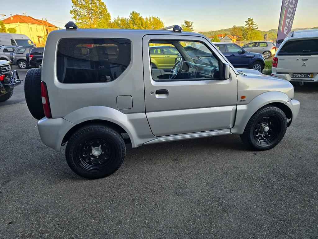 Suzuki Jimny 1.5 DDiS 4WD JLX