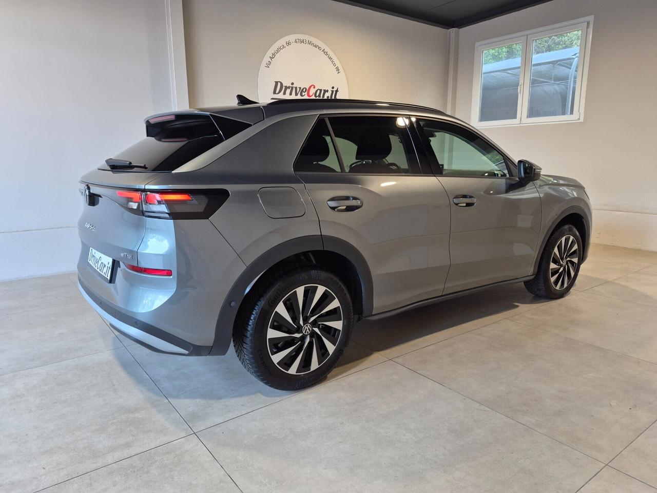 Volkswagen T-Roc 1.5 ETSI LIFE 116CV DSG LED NAVI C.17 APPLE CAR PLAY/ANDROID AUTO ACC LANE ASSIST VOLANTE/SEDILI RISCALDABILI WIRELESS