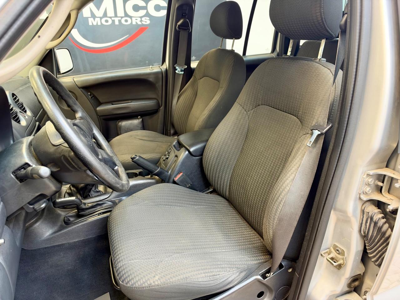 Jeep Cherokee 2.5 CRD Sport