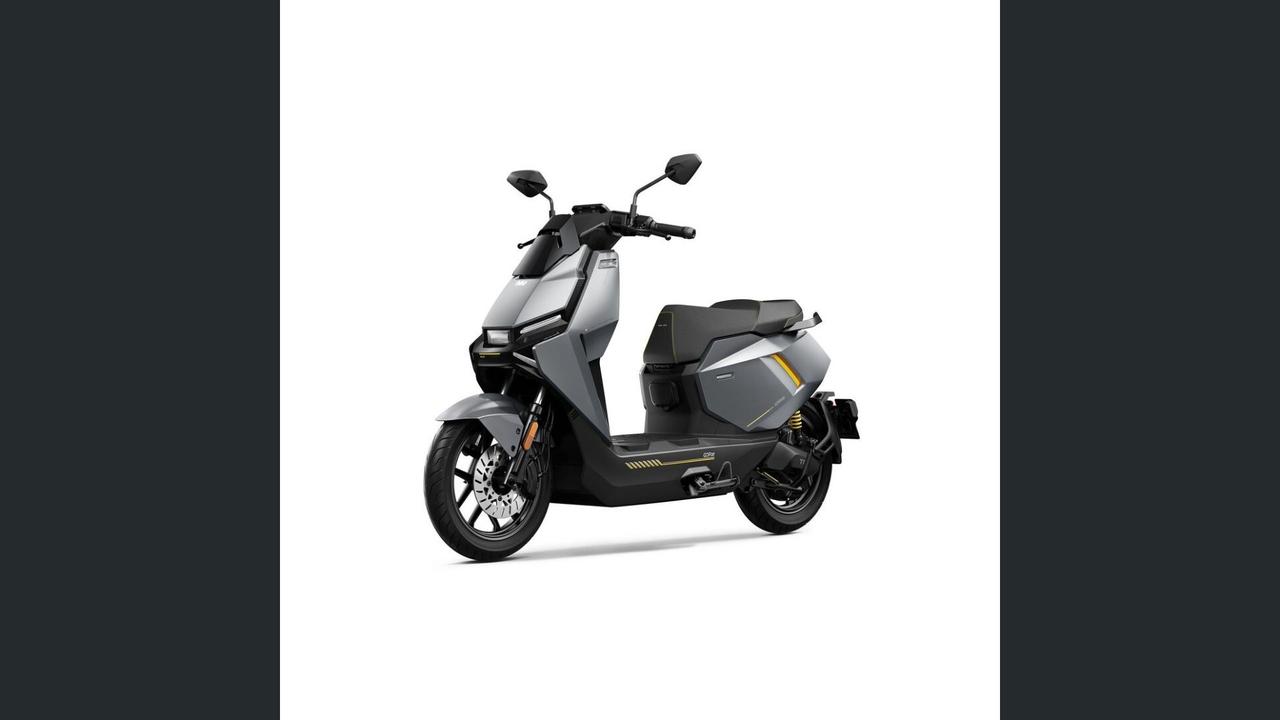 NIU FQiX 300 ELETTRICO – SCOOTER ELETTRICO 125 – 80 KM/H – DOPPIA BATTERIA – ROMA