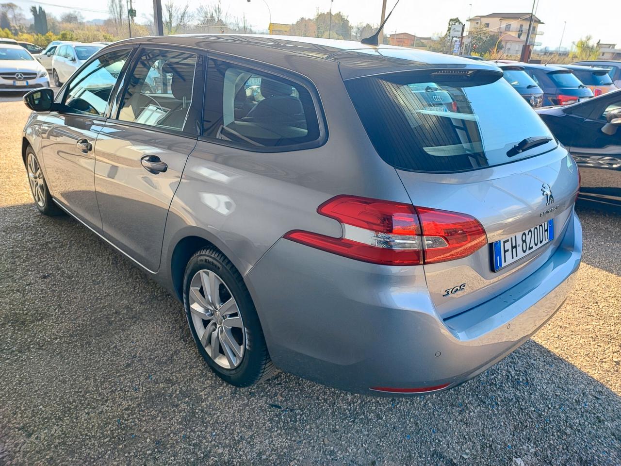 Peugeot 308 BlueHDi 120 S&S SW Business