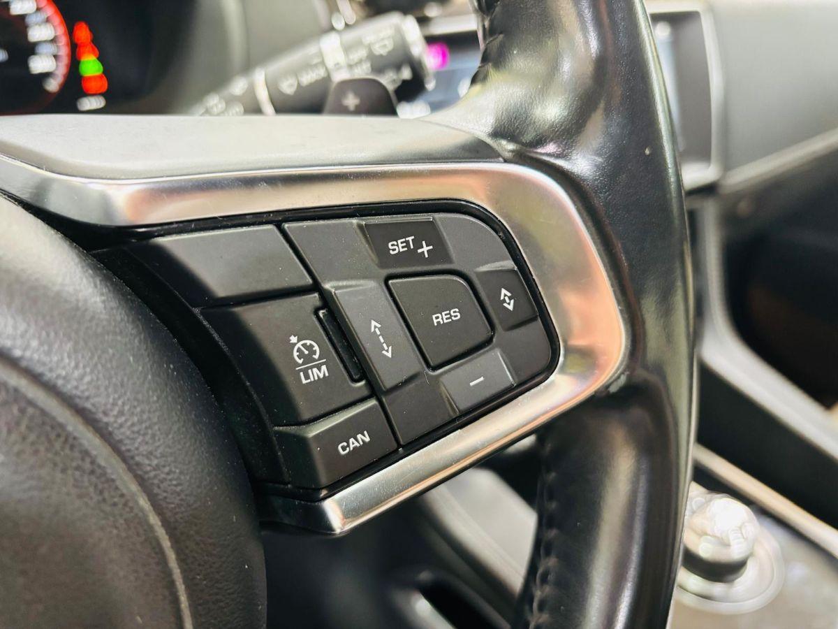 JAGUAR F-Pace 3.0d V6 300 CV AWD aut. First Ed.