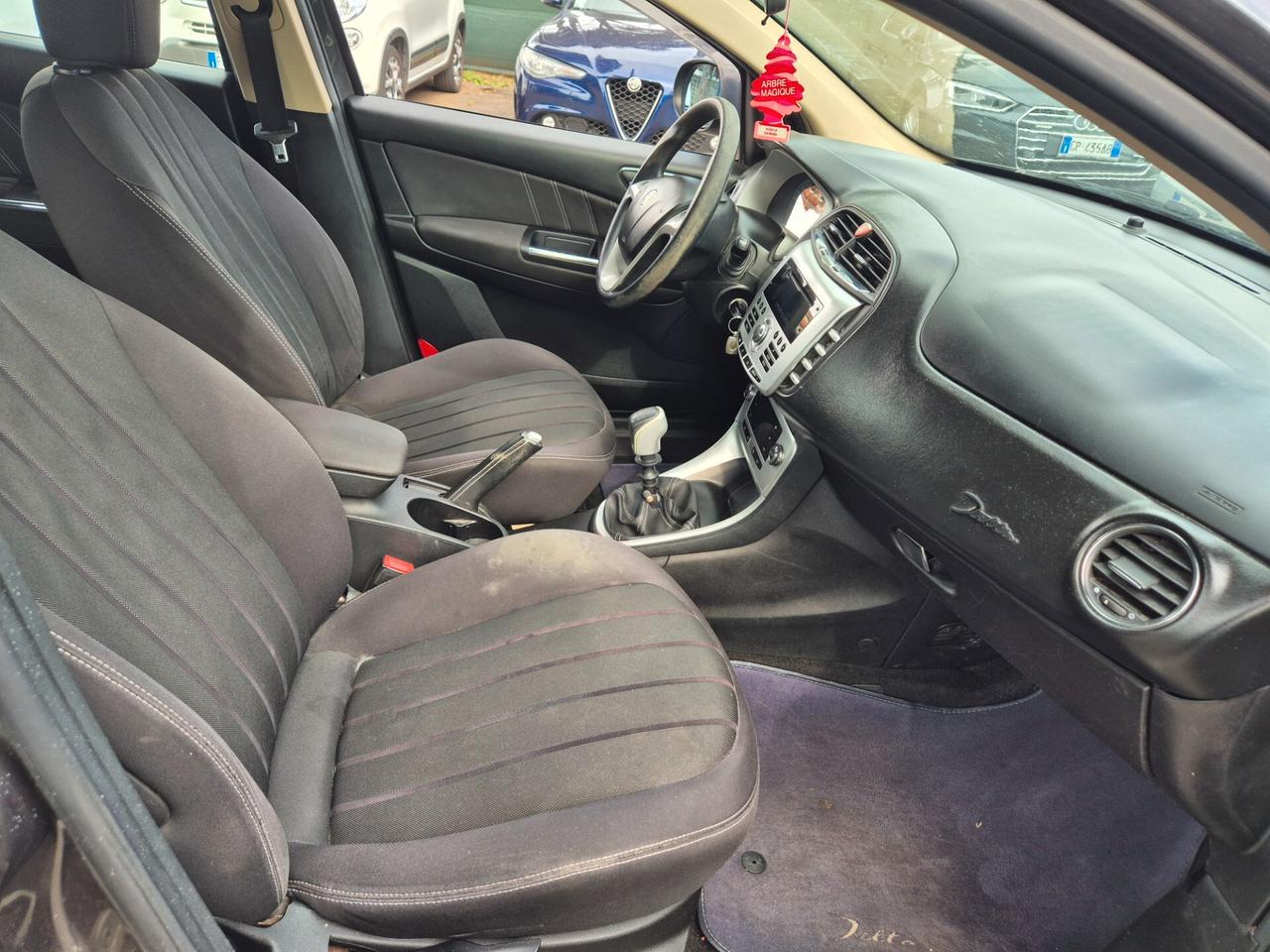 Lancia Delta 1.6 MJT DPF Platino