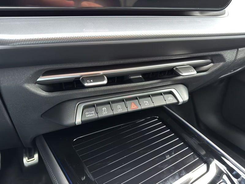 Audi Q3 TFSI 110 kW S tronic S Line TETTO MATRIX AUDI PLUS