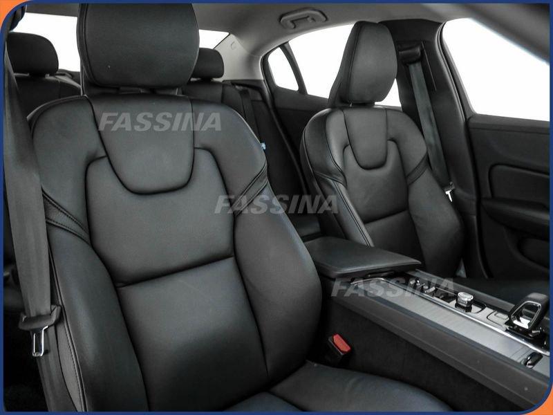 Volvo S60 B4 automatico Plus Dark