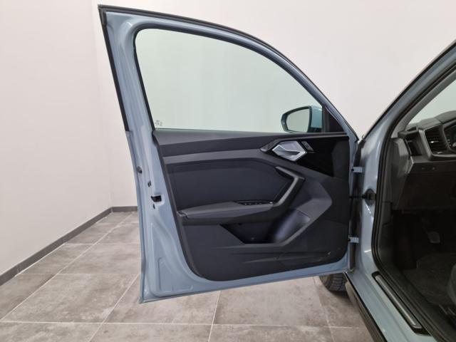 AUDI A1 citycarver 30 TFSI