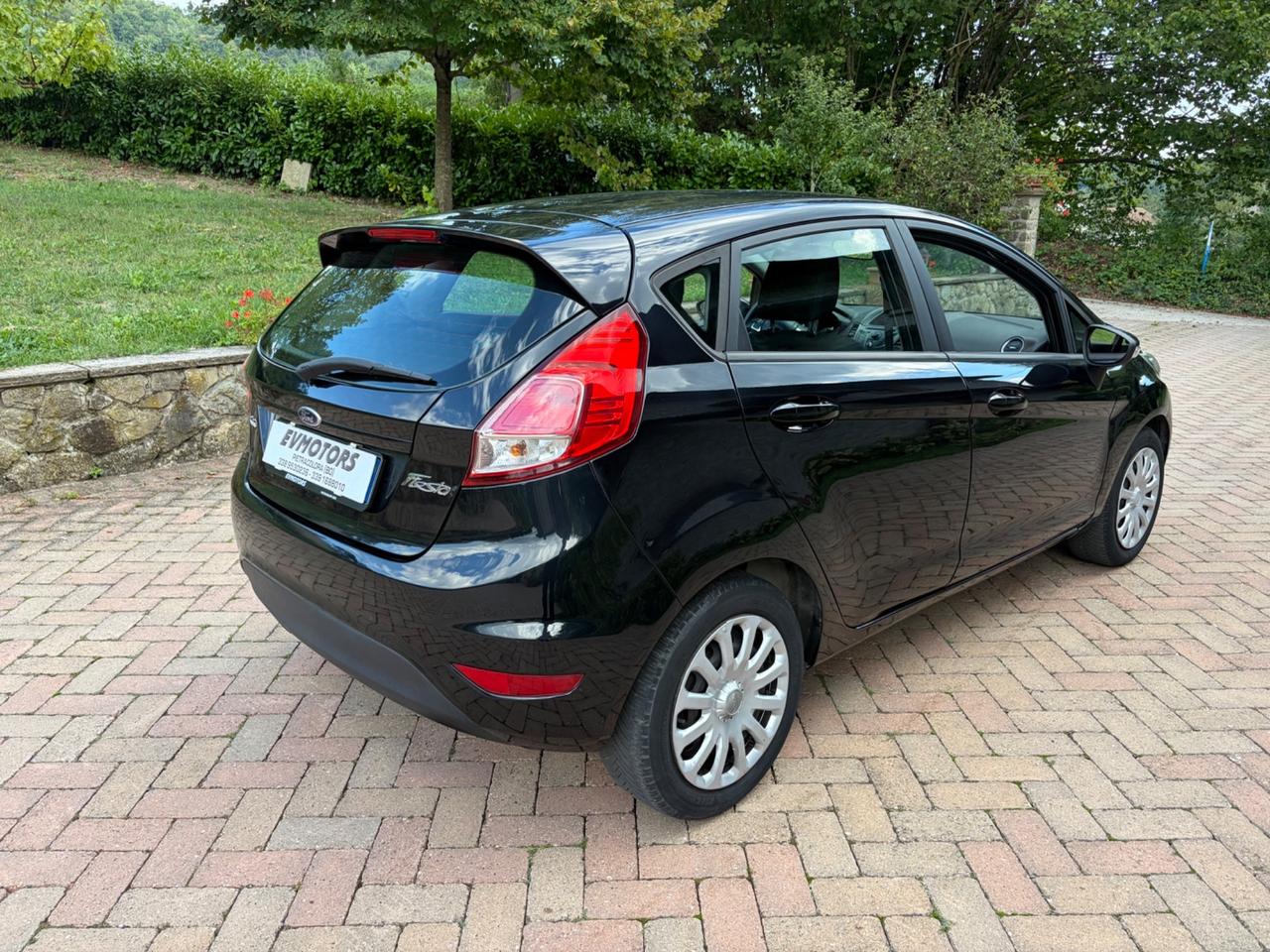 Ford Fiesta 1.5 TDCi 75CV 5 porte Titanium OK NEOPATENTATI