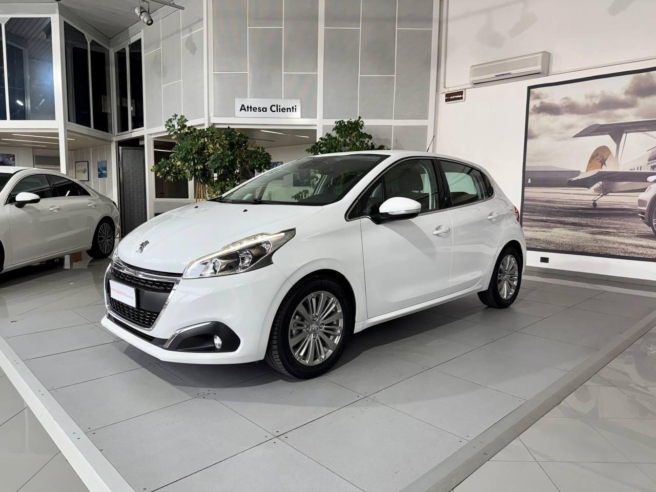 PEUGEOT 208 S&S MOD. ALLURE *OK NEOPATENTATI*