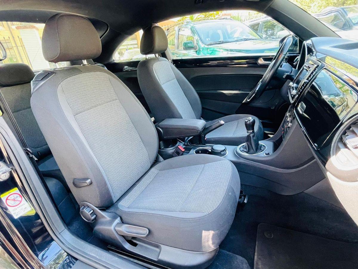 Volkswagen Maggiolino 1.6 105 cv TDI Design