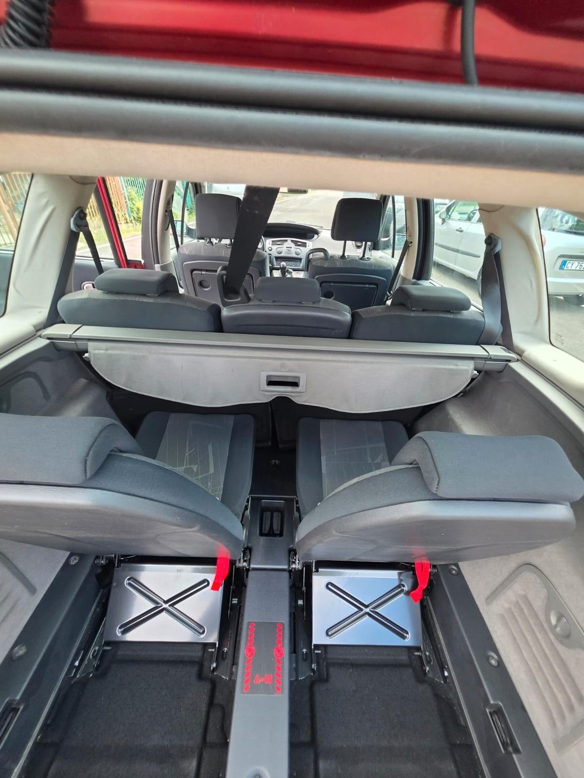 Renault Scenic Grand Scénic 1.6 16V Luxe Dynamique
