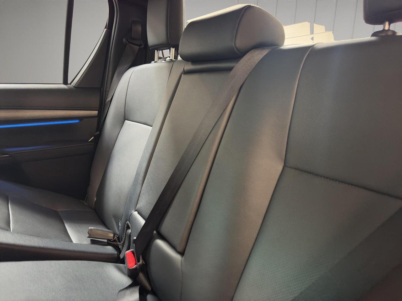 Toyota Hilux 2.8 d-4d 48V double cab Invincible