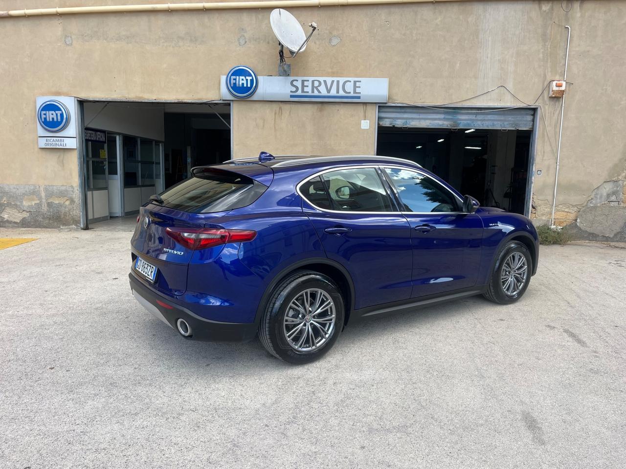Stelvio 2.2 Turbodiesel 160 CV AT8 RWD Super