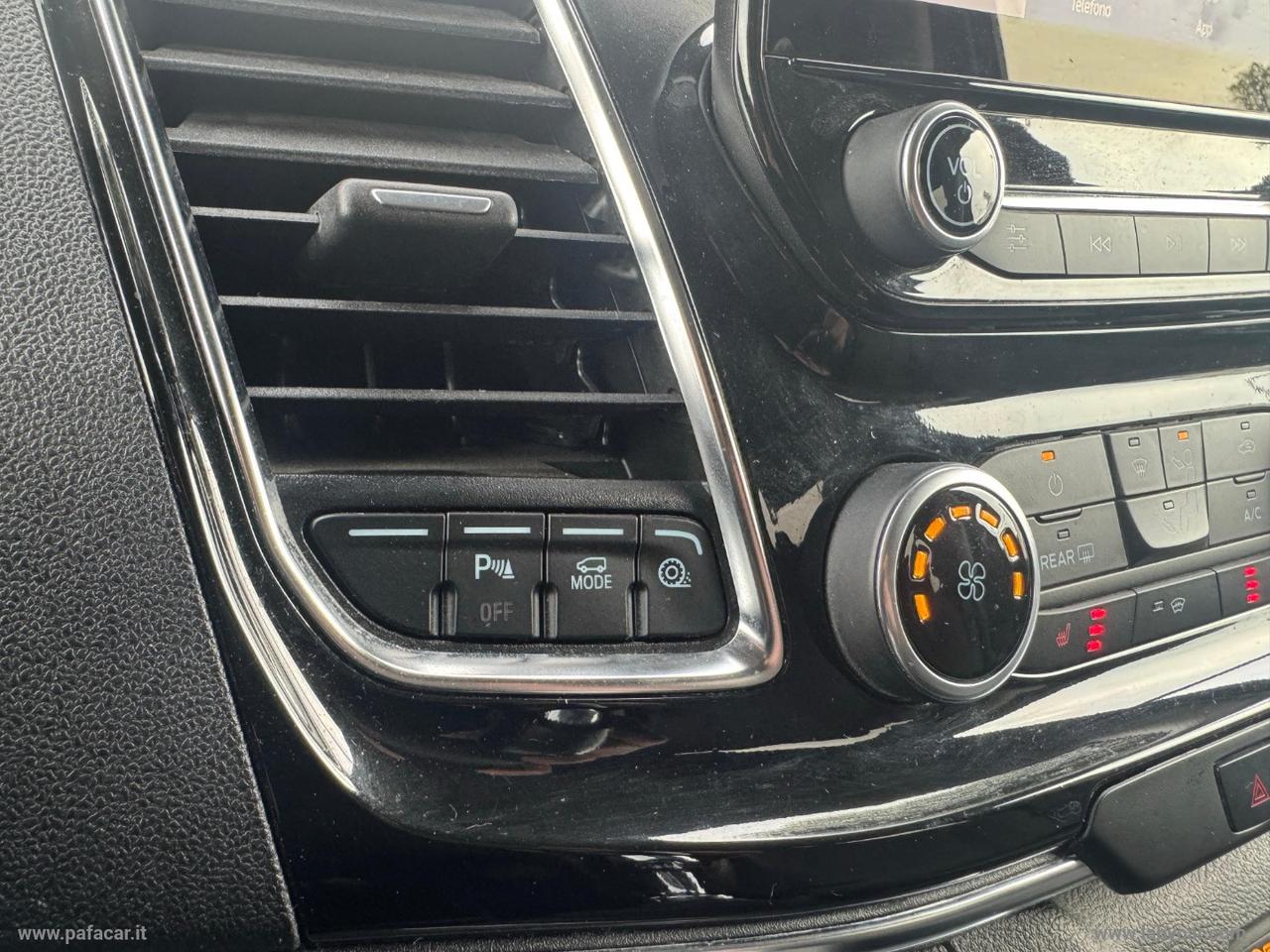 Tou.Cust. 320 2.0 EcoB 130 MHEV PC Tit.