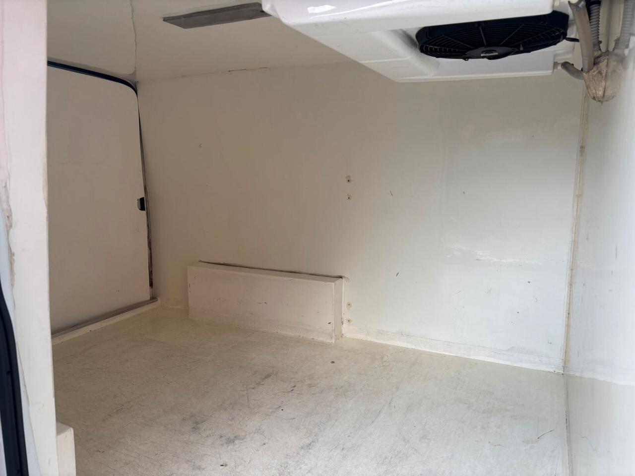 Ford Transit 280S 2.2 TDCi/85 PC-TN Furgone coibentato con allestimento isotermico