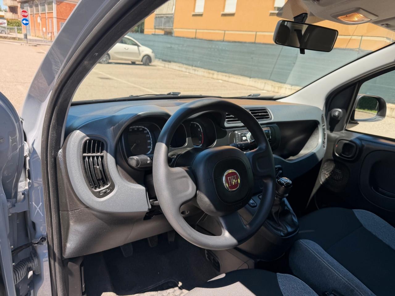 Fiat Panda 1.0 - NEOPATENTATI - 12 MESI DI GARANZIA -