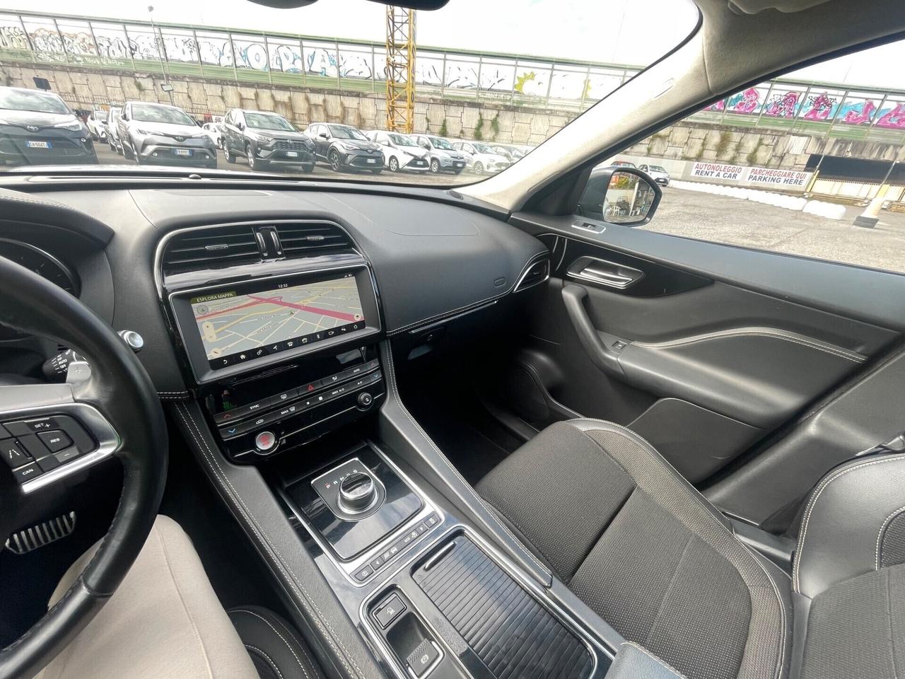Jaguar F-Pace 2.0 D 180 CV AWD aut. R-Sport GARANZIA