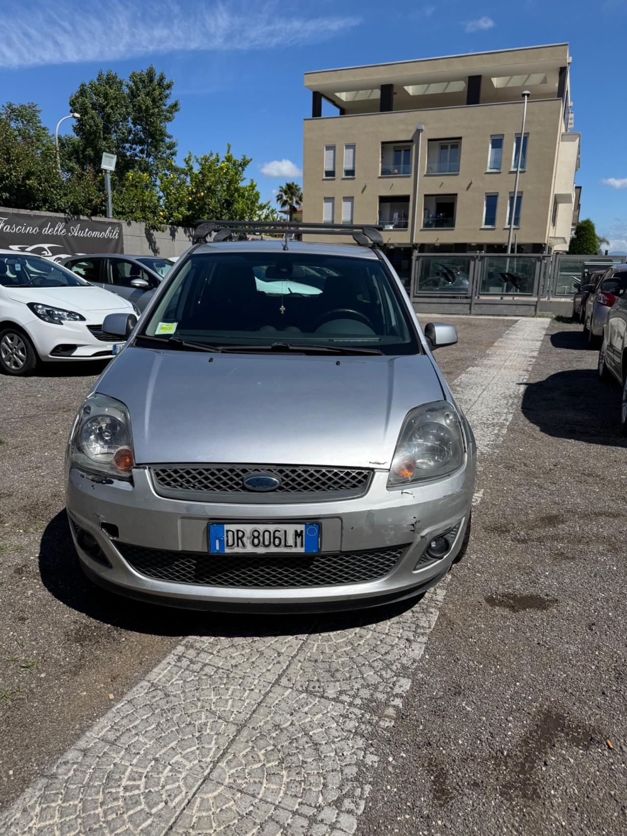Ford Fiesta 1.6 TDCi 5p. Ghia