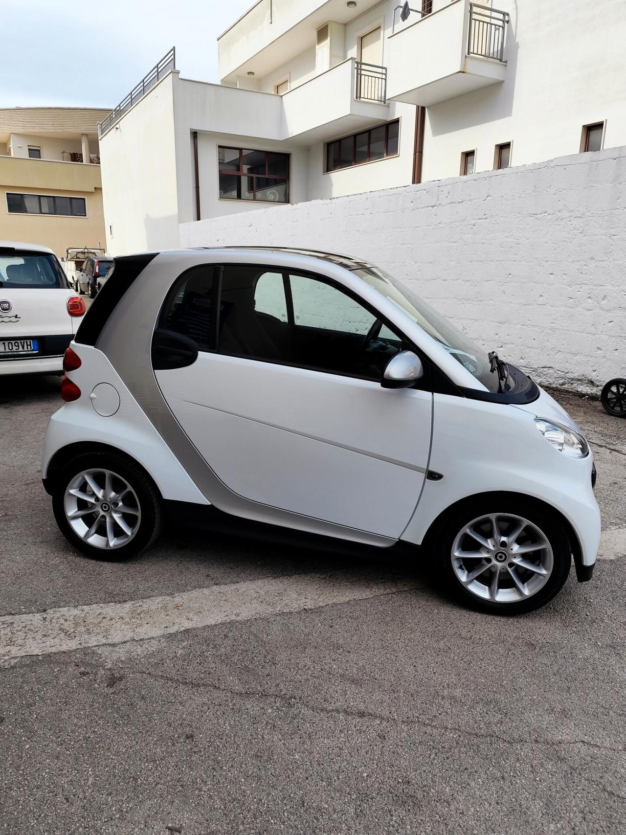 Smart ForTwo 1000 52 kW coupé passion