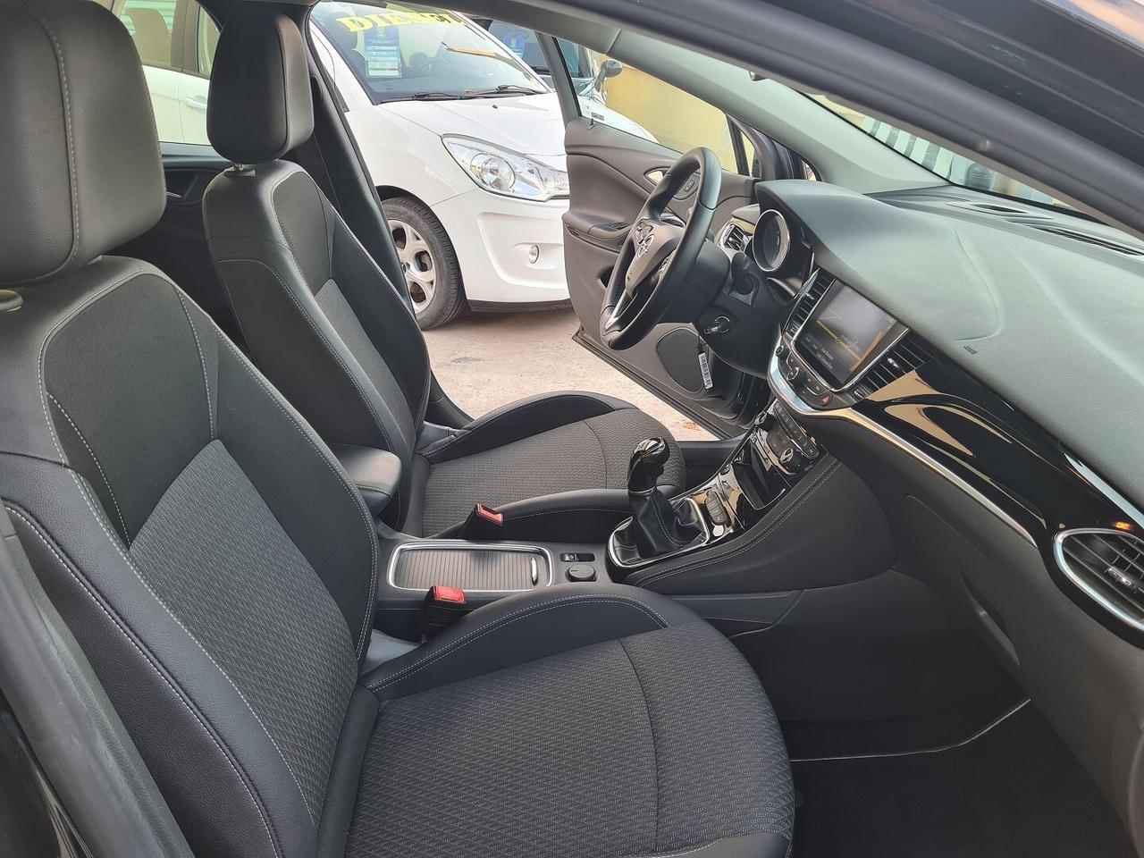 OPEL ASTRA 1.6 110CV START&STOP INNOVATION 2017