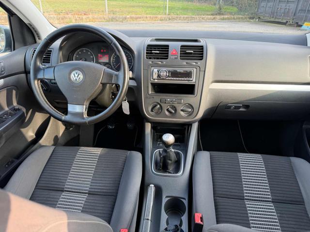 VOLKSWAGEN Golf 1.6 5p. BENZINA/GPL senza nessun lavoro da fare