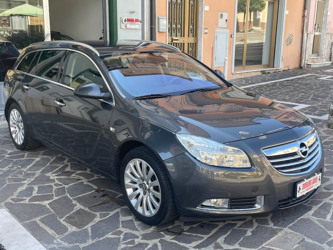 Opel Insignia 2.0 CDTI Sports Tourer AUTO. Cosmo