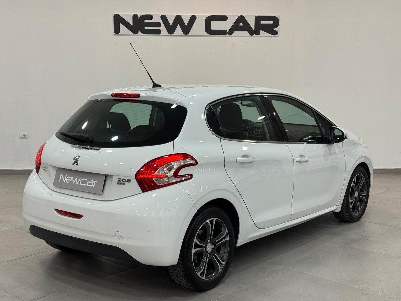 Peugeot 208 1.6 e-HDi 92 CV Stop&Start 5 porte Allure