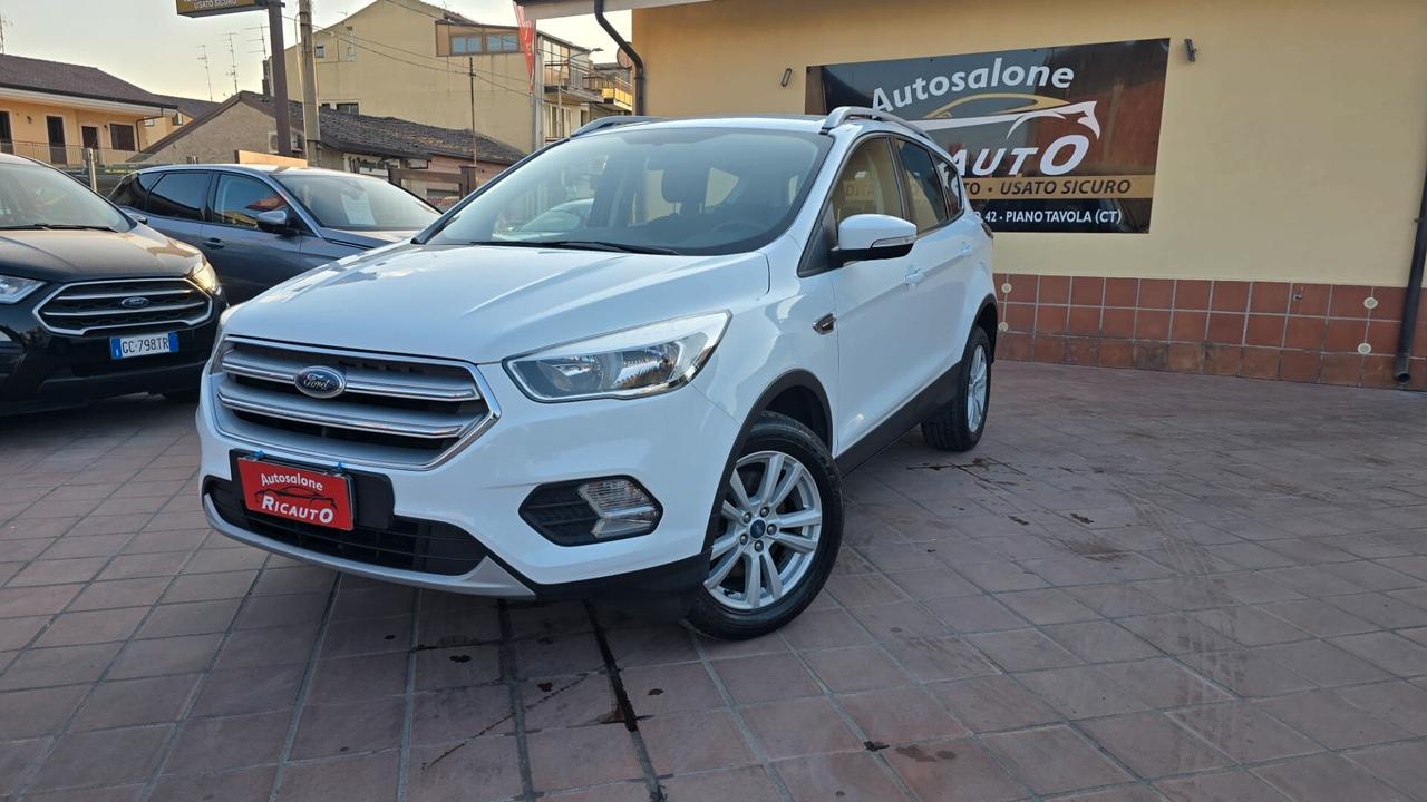 Ford Kuga 1.5 TDCI 120 CV S&S 2WD Titanium