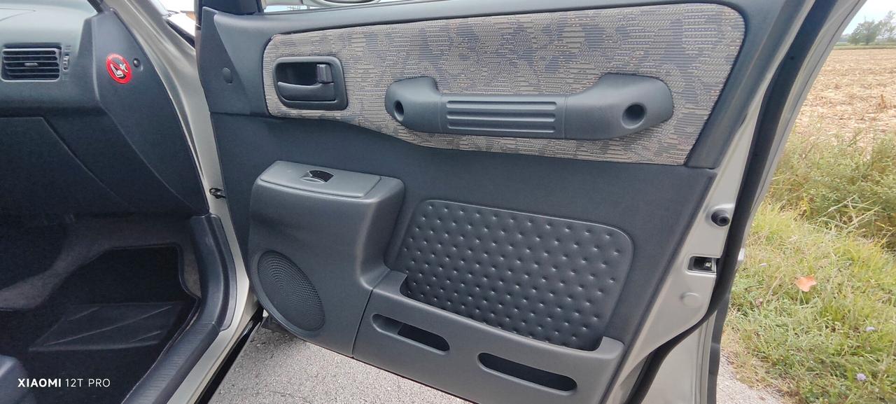 Toyota RAV 4 2.000cc (IMPIANTO METANO)