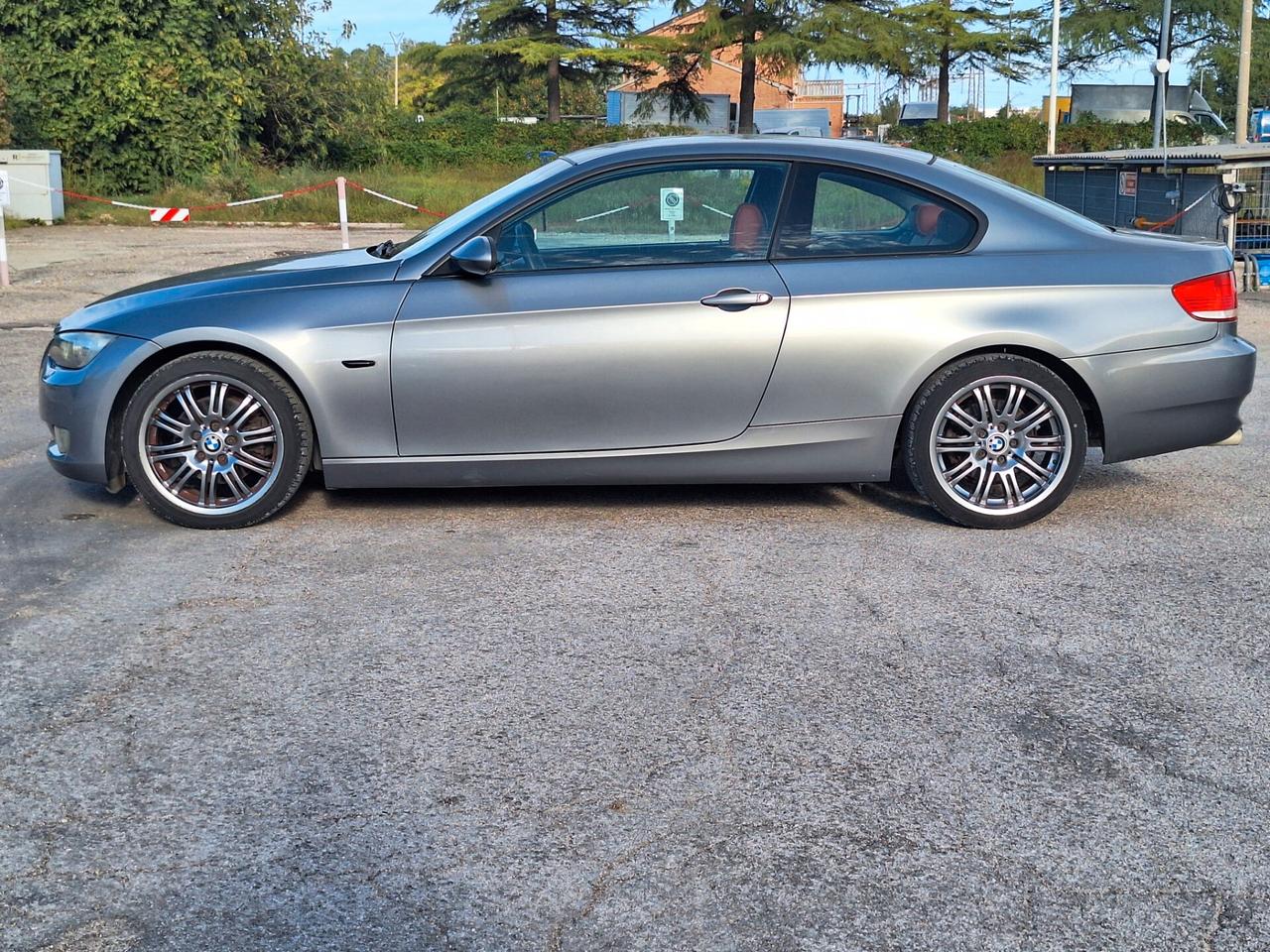 Bmw 320 320d cat Coupé Futura PELLE CARTIER CAMBIO AUTOMATICO TEL BXENON